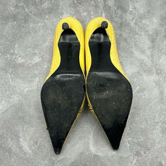Vintage Versace Classic Python Chain Yellow Leather Pumps Size 37 Pointed Toe Hi - Picture 7 of 16